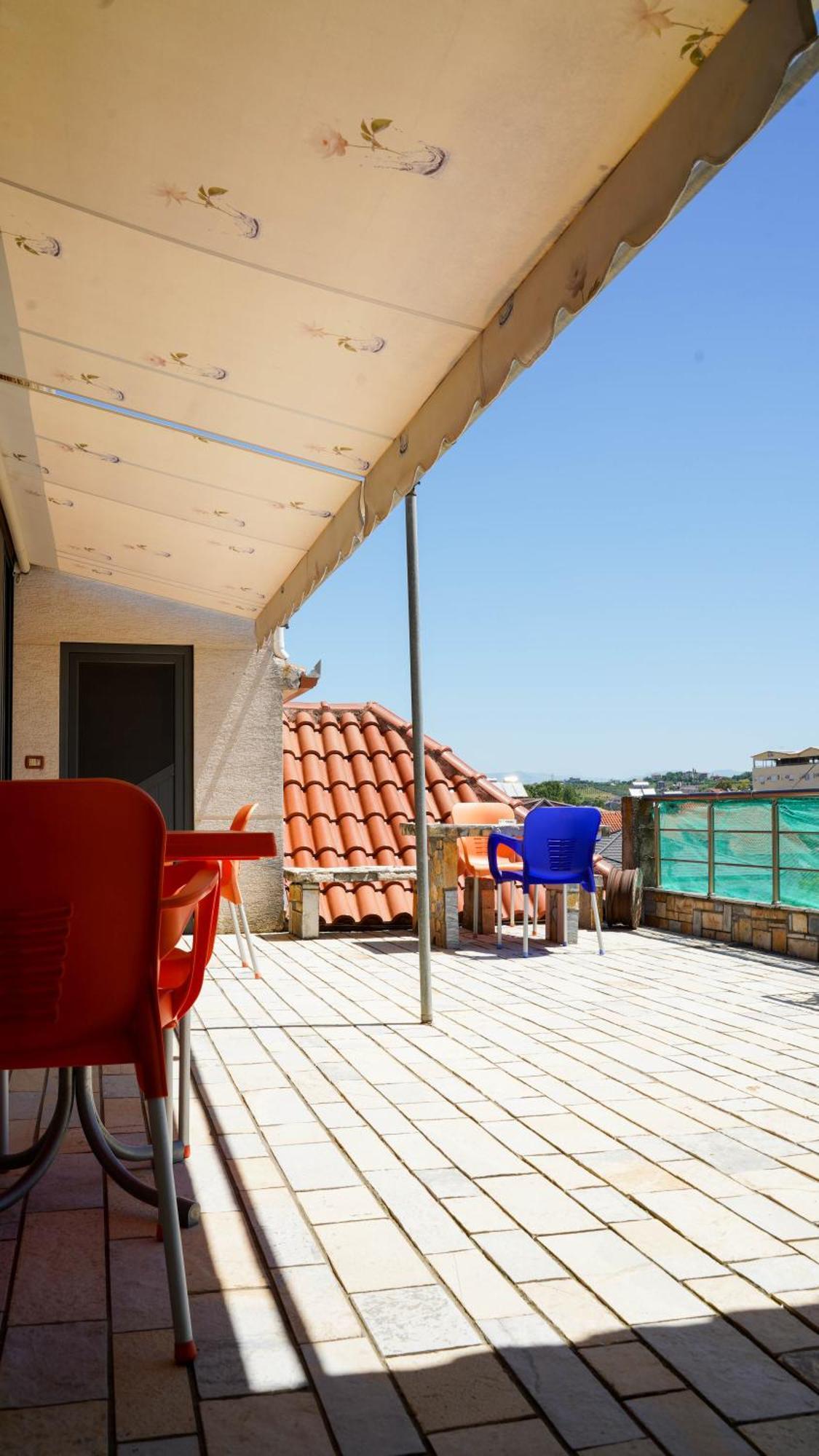 Vila Aliaj Deluxe Rooftop Apartment With Private Balcony Durrës Exterior foto